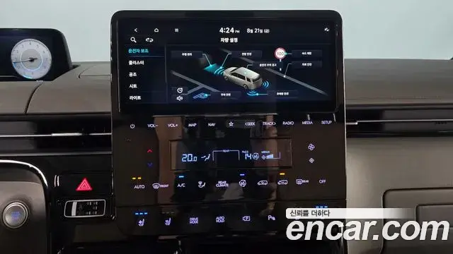 Hyundai Staria 2024 — Фото 14/20