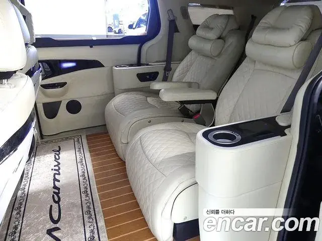 Kia Carnival 2022 — Фото 4/20