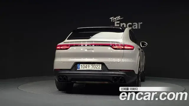 Porsche Cayenne 2021 — Фото 4/20