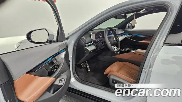 BMW 5 Series 2026 — ფოტო 10/20