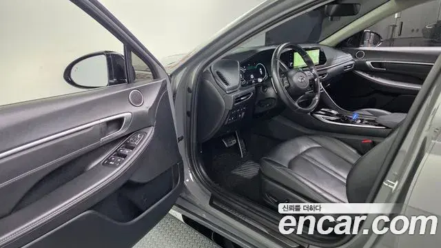 Hyundai Sonata 2022 — Фото 9/20