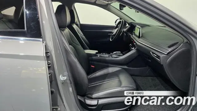Hyundai Sonata 2022 — Фото 10/20