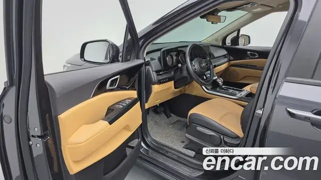 Kia Carnival 2021 — Фото 9/20
