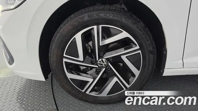 Volkswagen Jetta 2024 — Photo 37/37