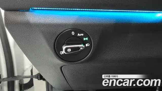 Volkswagen Jetta 2024 — Photo 1/37