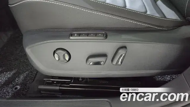 Volkswagen Jetta 2024 — Photo 29/37