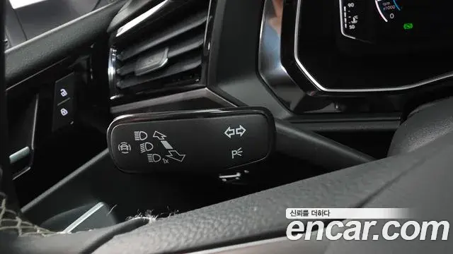 Volkswagen Jetta 2024 — Photo 30/37