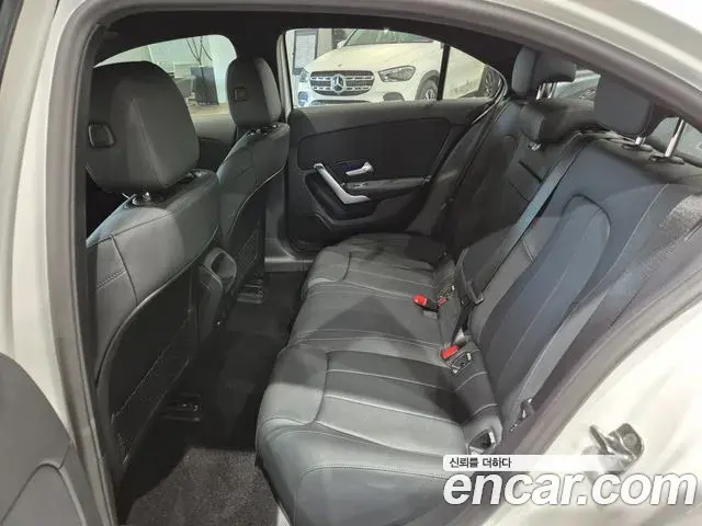 Mercedes-Benz A-Class 2026 — Фото 11/18
