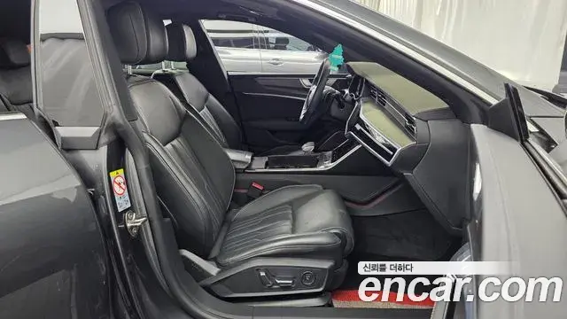 Audi A7 2020 — Фото 11/20