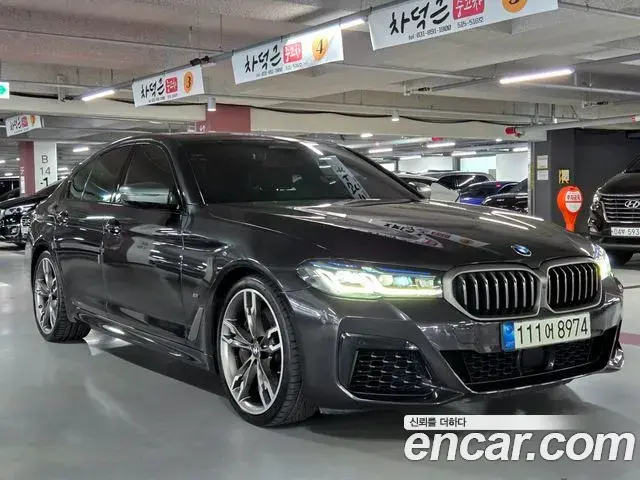 BMW 5 Series 2021 — Фото 1/20