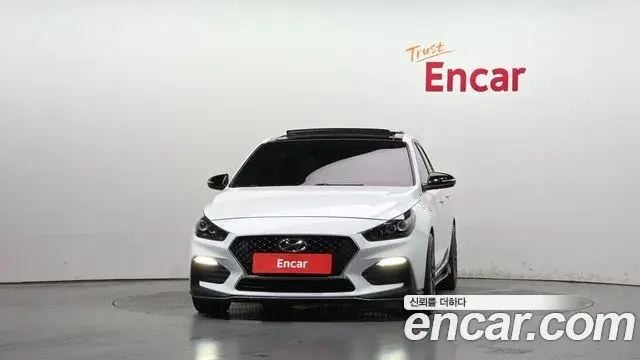 Hyundai i30 2019 — Фото 2/20