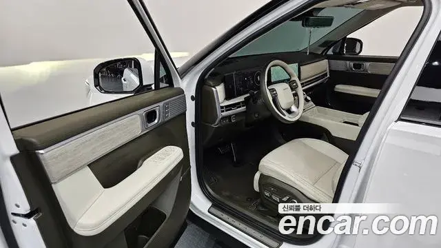 Hyundai Santa Fe 2023 — Фото 10/20