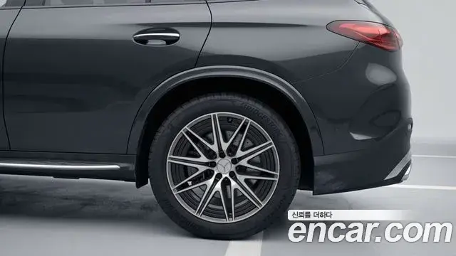 Mercedes-Benz GLC-Class 2025 — Фото 4/11