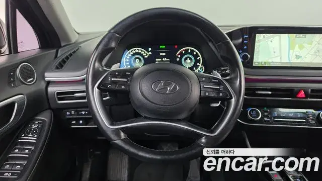 Hyundai Sonata 2022 — Фото 13/20