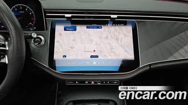 Mercedes-Benz E-Class 2025 — Фото 14/20