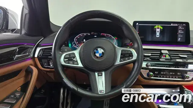 BMW 5 Series 2022 — Фото 13/20
