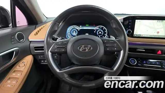 Hyundai Sonata 2021 — Фото 13/20