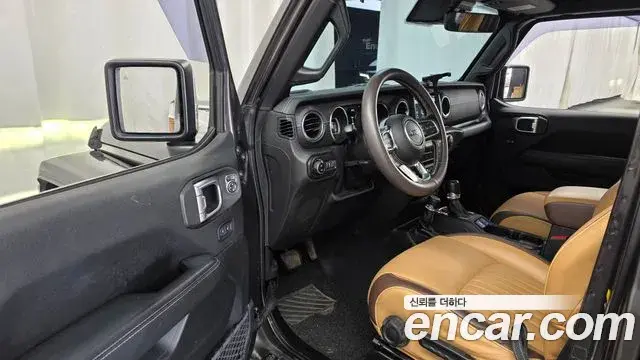 Jeep Wrangler 2020 — Фото 10/20