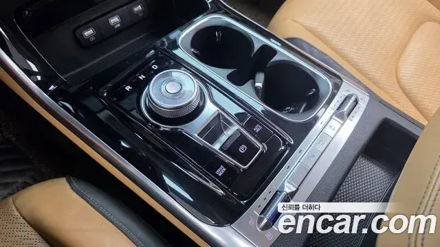 Kia Carnival 2023 — Photo 30/34