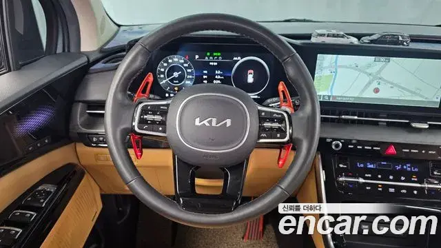 Kia Carnival 2023 — Photo 6/34