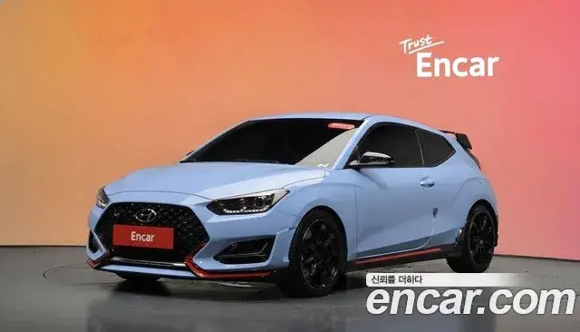 Hyundai Veloster 2019 — Фото 1/20