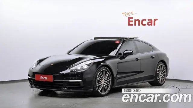 Porsche Panamera 2018 — Фото 1/20