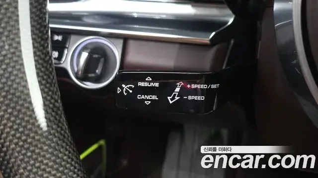 Porsche Panamera 2018 — Фото 17/20
