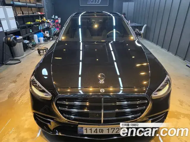 Mercedes-Benz S-Class 2021 — Фото 2/9