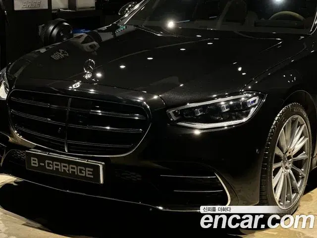 Mercedes-Benz S-Class 2021 — Фото 8/9