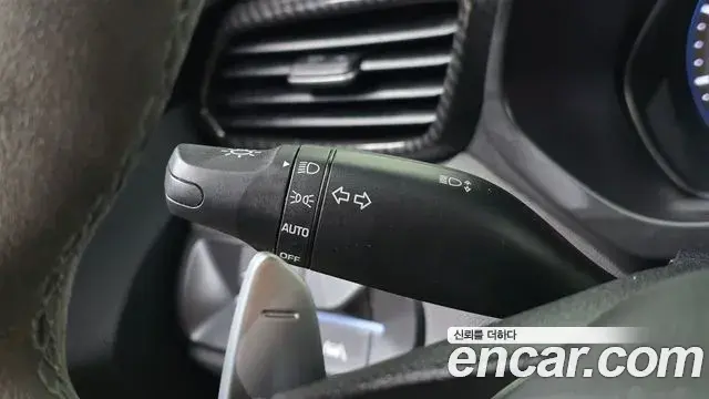 Hyundai Veloster 2020 — Фото 14/20