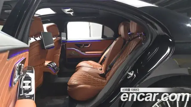 Mercedes-Benz S-Class 2022 — Фото 12/20