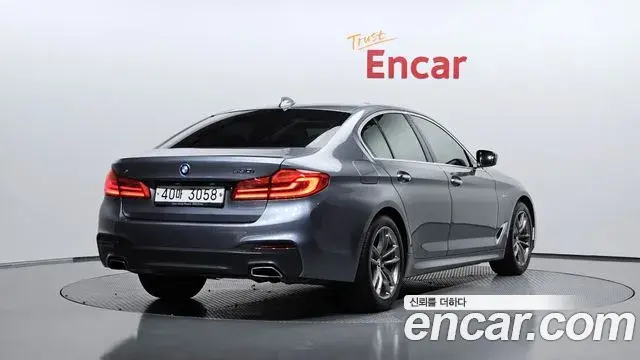 BMW 5 Series 2018 — Фото 2/20