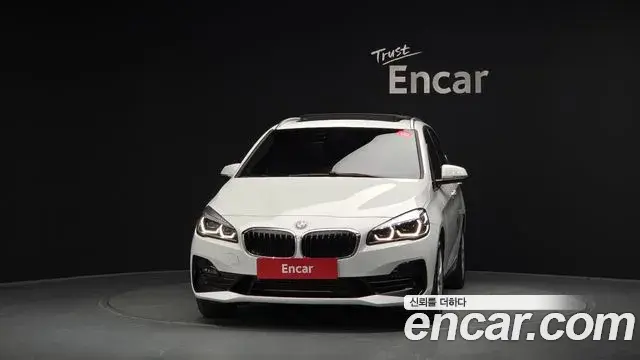 BMW 2 Series Active Tourer 2021 — Фото 3/20