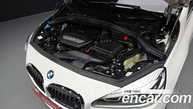 BMW 2 Series Active Tourer 2021 — Фото 6/20
