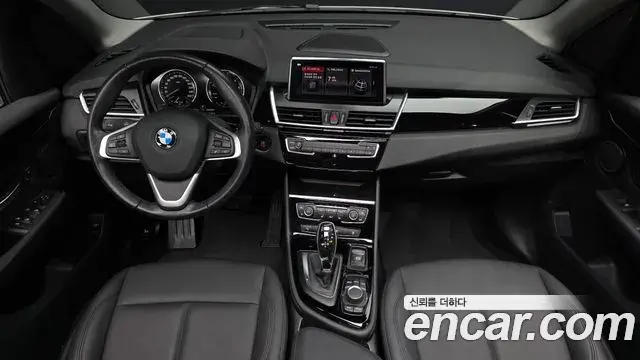 BMW 2 Series Active Tourer 2021 — Фото 7/20