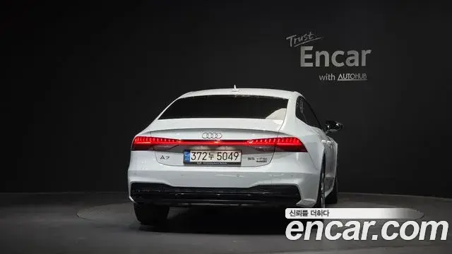 Audi A7 2022 — Фото 4/20
