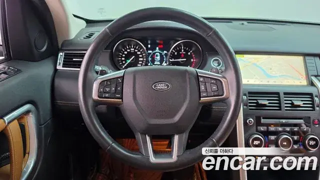 Land Rover Discovery Sport 2019 — ფოტო 8/34