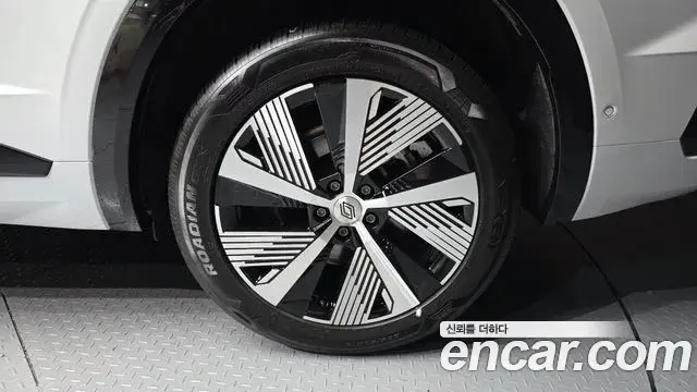 Renault Samsung Grand Koleos 2025 — Şəkil 25/31