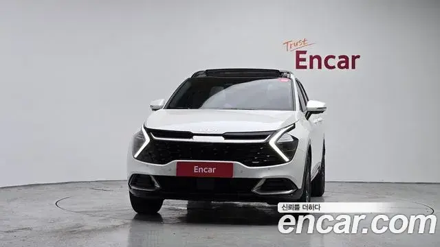 Kia Sportage 2022 — Фото 3/20