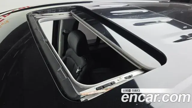 Hyundai Staria 2023 — Фото 19/20