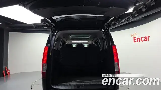 Hyundai Staria 2023 — Фото 20/20