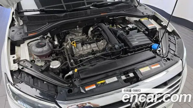 Volkswagen Jetta 2020 — Şəkil 8/33