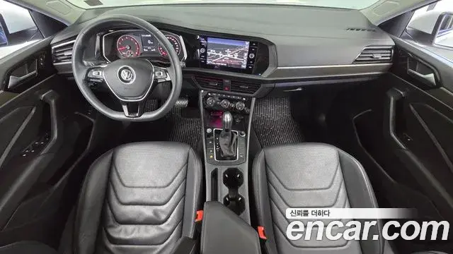Volkswagen Jetta 2020 — Şəkil 29/33
