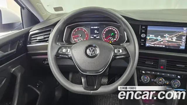 Volkswagen Jetta 2020 — Şəkil 22/33