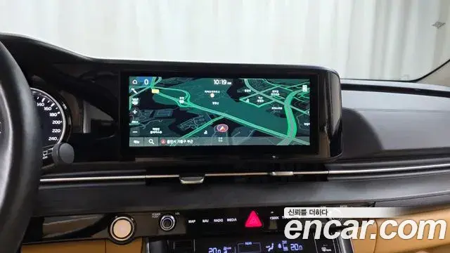 Kia Carnival 2021 — Фото 14/20
