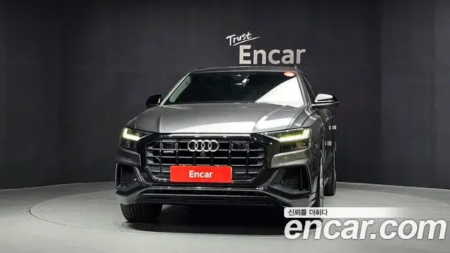 Audi Q7 2022 — Фото 3/20