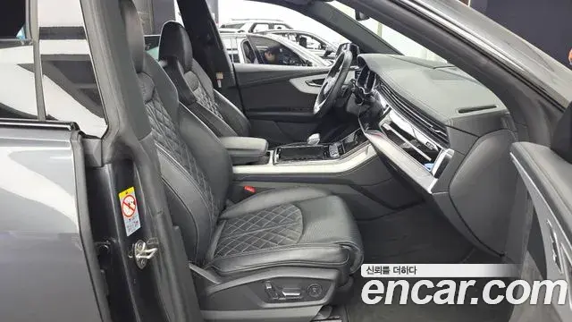 Audi Q7 2022 — Фото 11/20