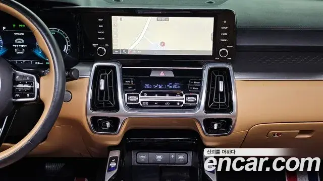 Kia Sorento 2022 — Фото 15/20