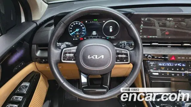 Kia Carnival 2021 — Фото 13/20