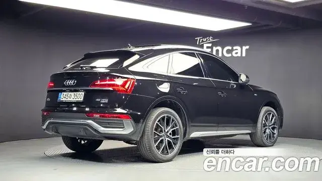 Audi Q5 2021 — Фото 2/20